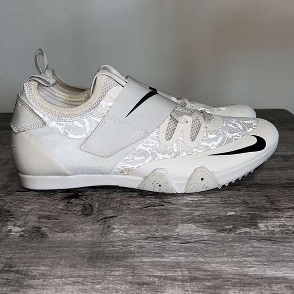 nike pv spikes